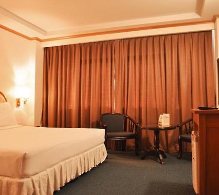 Western Grand Hotel Ratchaburi Exterior photo
